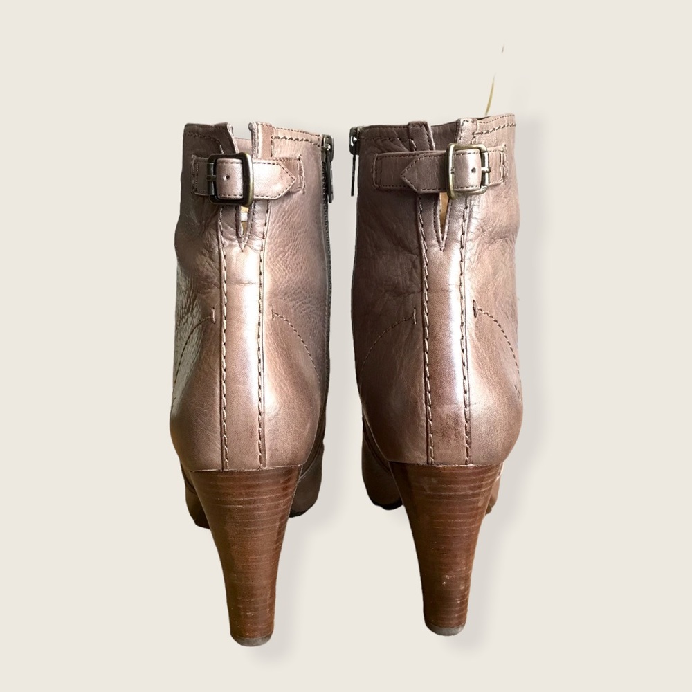 Frye Marissa Zip Short Grey/Taupe Leather Almond Toe Wood Heeled Ankle Booties - Picture 8 of 15